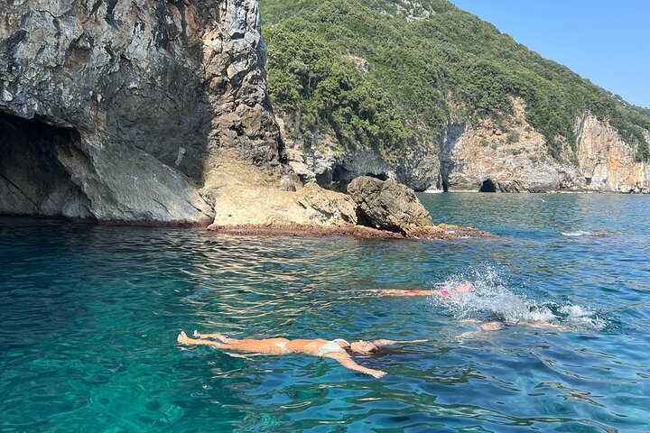 Pelion Boat Trip to "Poseidon's Caves"