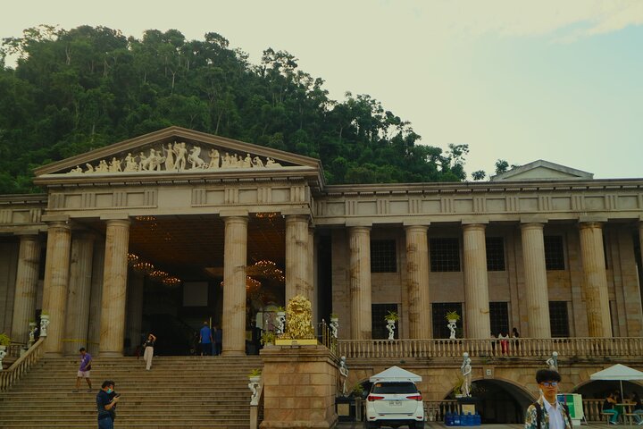 Cebu Highlands Tour (Tops,Taoist temple, Leah and sirao garden)