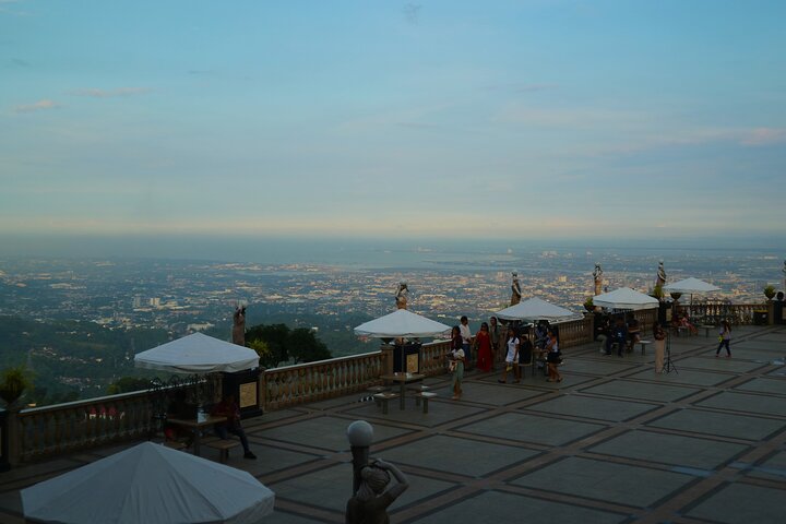 Cebu Highlands Tour (Tops,Taoist temple, Leah and sirao garden)