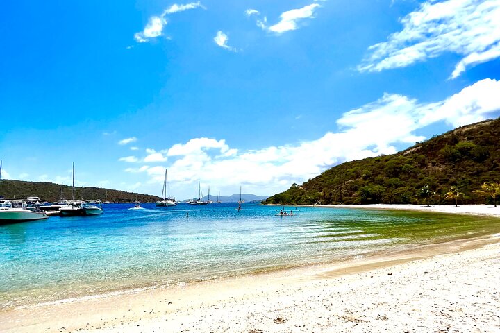Tortola Private Tour and Snorkeling in the most beautiful beaches