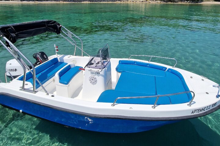 Full-Day Private Boat Rental in Tsilivi – No License Needed