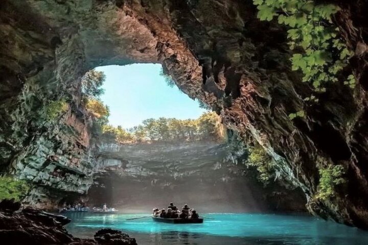 From Argostoli: Melissani Lake & Beach Relaxation