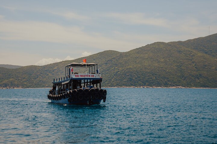 Explore Nha Trang Bay: Half-Day Snorkeling Adventure Tour
