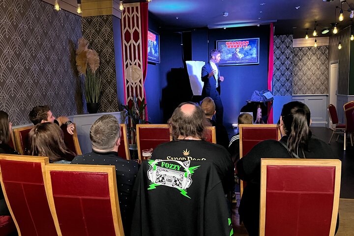 90 Minute Family Close-Up Magic and illusionism Show in Blackpool
