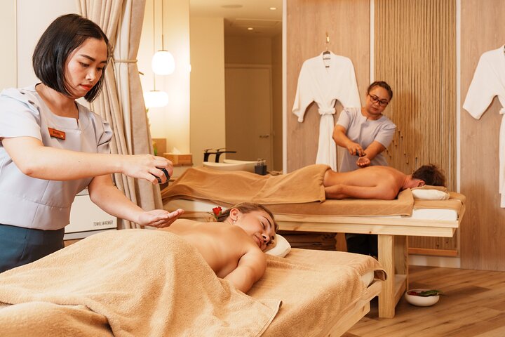 Blissful Getaway: Treat Yourself to a Spa Massage in Nouméa
