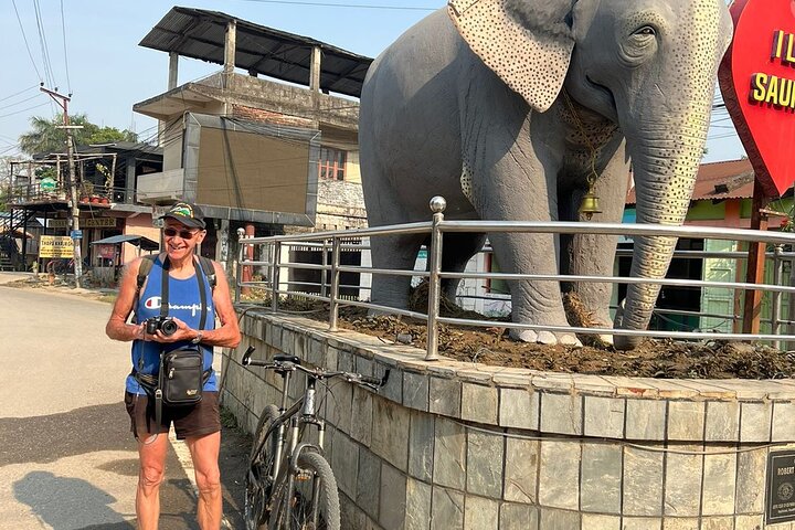 Half Day Cycling Tour of Chitwan National Park and Local Villages