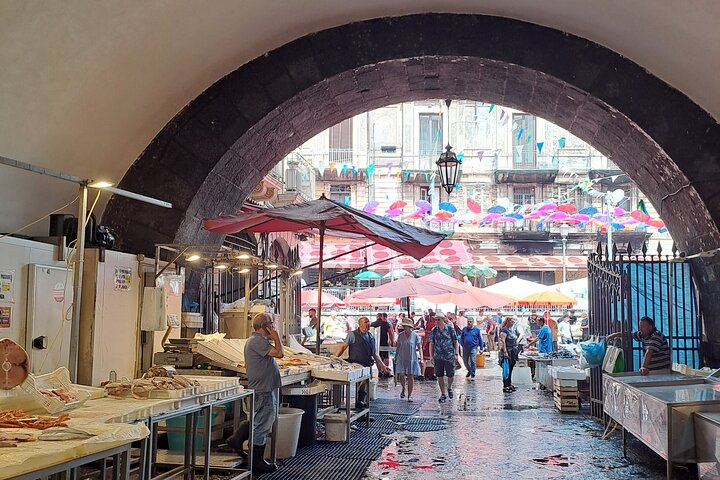 Catania Sicilian Street Food Tour: Small Group by Do Eat Better