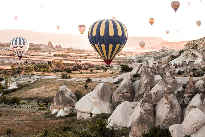 Cappadocia Hot Air Balloon Tour In Goreme
