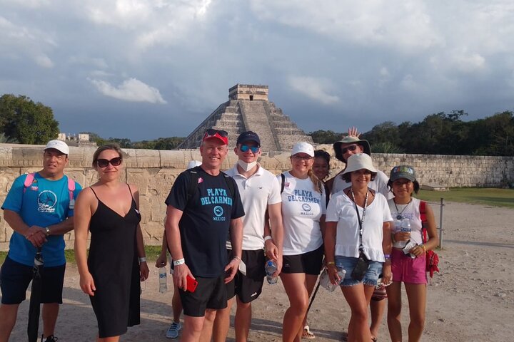Full Day Tour Chichen Itza plus Cenotes From Valladolid