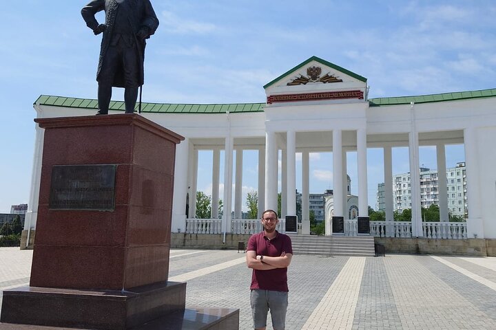 Transnistria Tour from Chisinau Explore Soviet Time Capsule