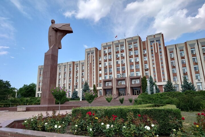 Transnistria Tour from Chisinau Explore Soviet Time Capsule