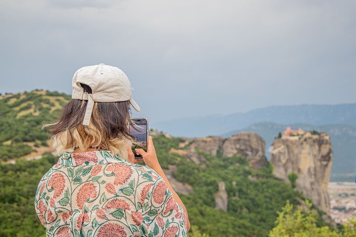Discover Meteora's Monastic Heritage: Personalized Private Tour