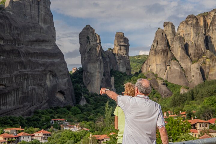 Discover Meteora's Monastic Heritage: Personalized Private Tour