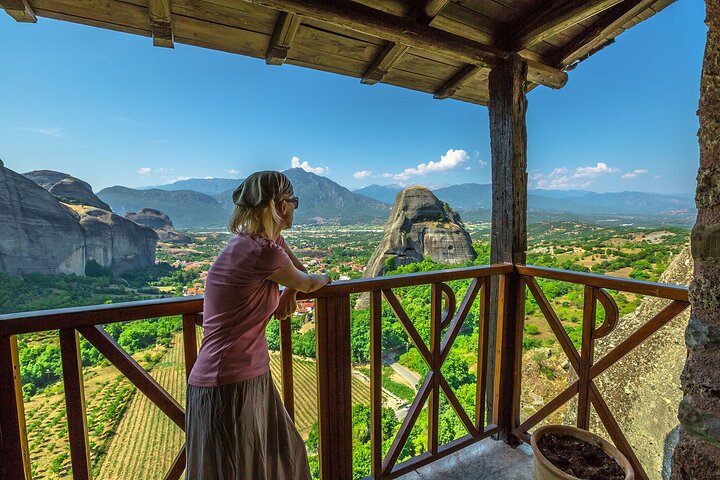 Discover Meteora's Monastic Heritage: Personalized Private Tour