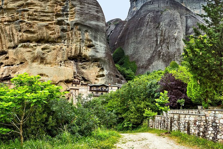 Discover Meteora's Monastic Heritage: Personalized Private Tour