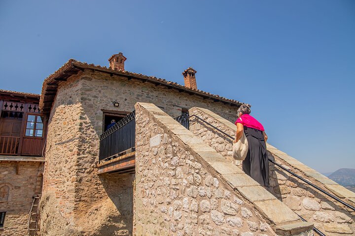Meteora Half-Day Small Group Monasteries Tour with Hotel Pickup