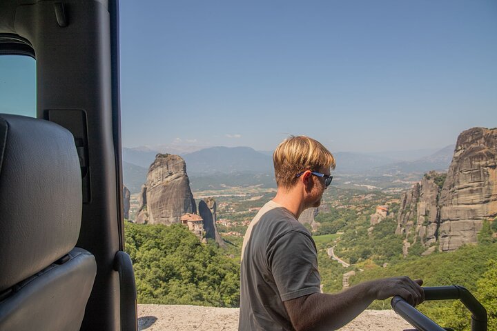 Meteora Half-Day Small Group Monasteries Tour with Hotel Pickup