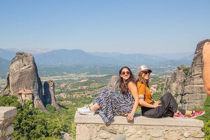 Meteora Half-Day Small Group Monasteries Tour with Hotel Pickup