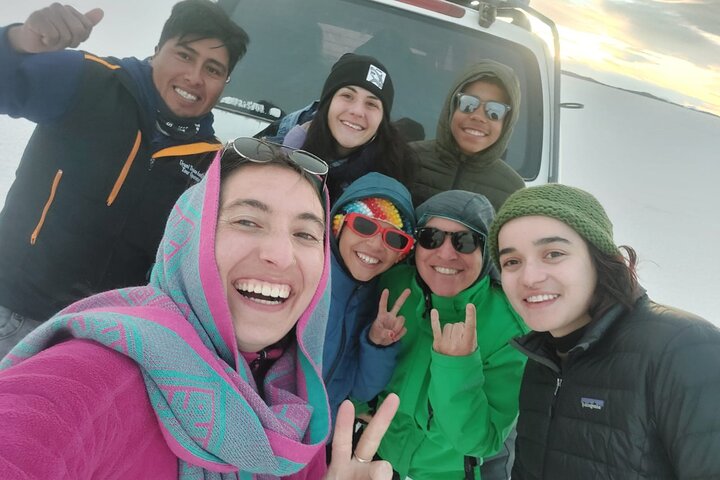 3-Day Salt Tour of Uyuni with Sunset and Lagoons Colorada