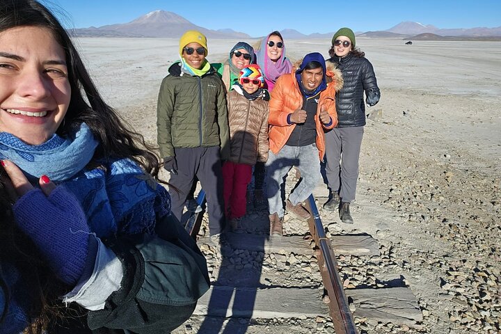 3-Day Salt Tour of Uyuni with Sunset and Lagoons Colorada