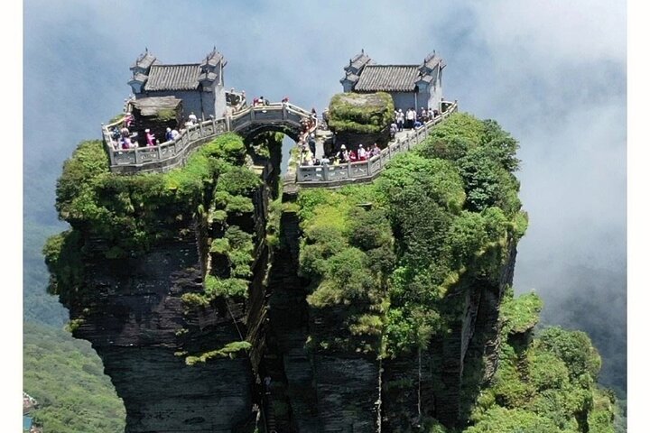 3-Day Private Tour Xijiang and Mount Fanjing from hotels Guiyang
