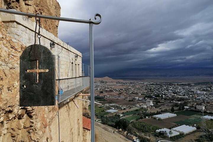 Private Day Tour to Bethlehem Jericho and Hishams Palace