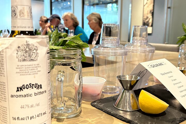 Cocktails and Conversations: Chattanooga Cocktail Making Class