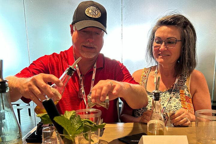 Cocktails and Conversations: Chattanooga Cocktail Making Class