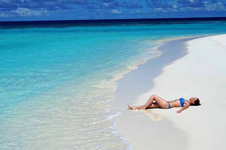 Coron Ultimate Tour - Private Tour w/ Buffet Lunch (Full Day)