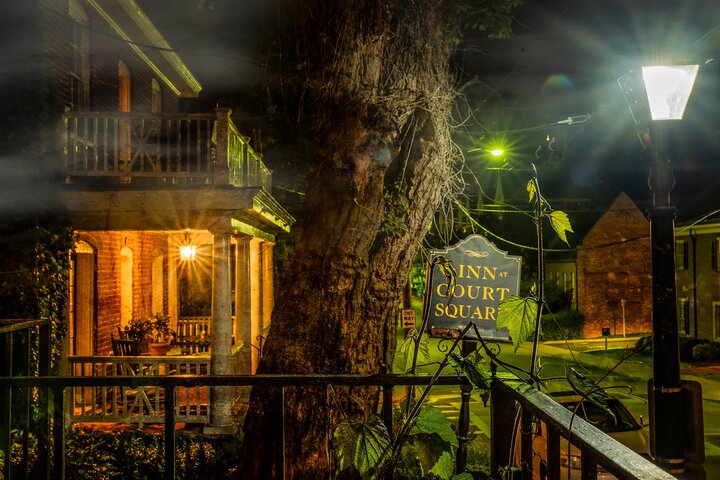 Chains, Coffins, & Curses: Charlottesville Ghost Tours