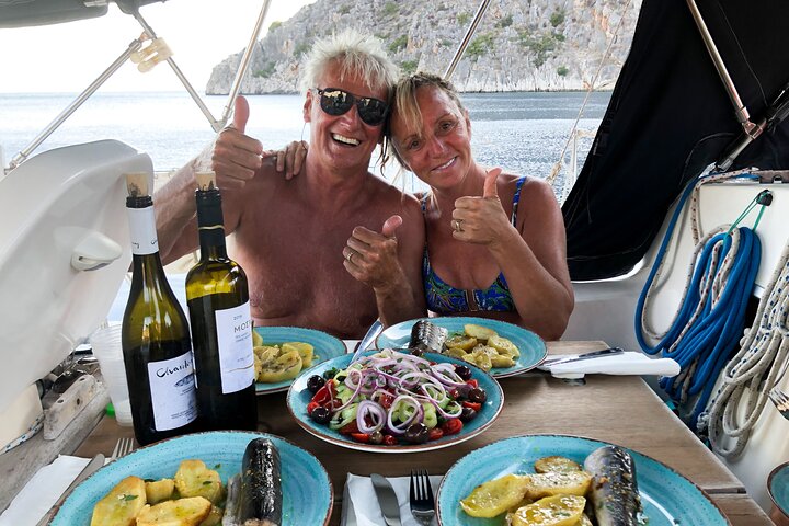 Catamaran Cruise in Nafplio | Greek Buffet & Open Bar