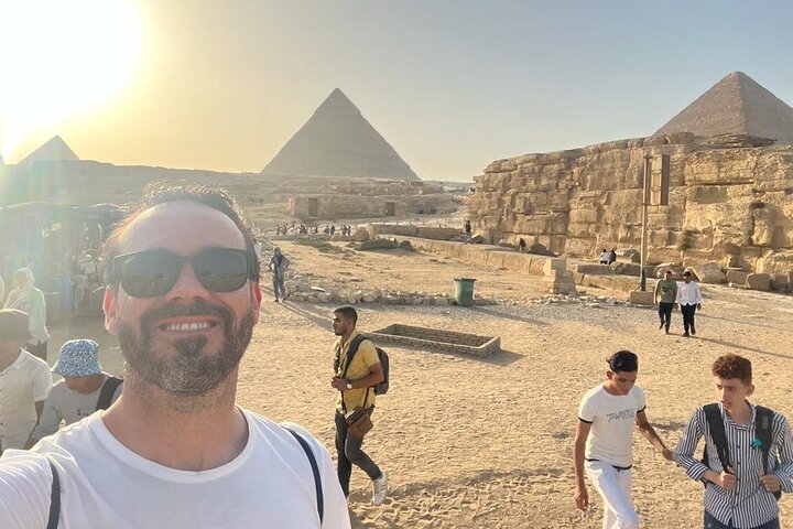 Cairo By Big Bus full day From Hurghada (Pyramids-sphinx-Egyptian Museum-Lunch)