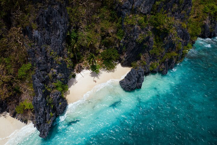 Coron Ultimate Tour - Full Day Group Tour w/ Lunch
