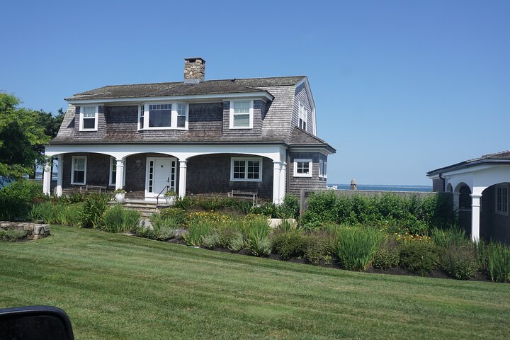 Martha's Vineyard Day Trip with Optional Island Tour from Boston