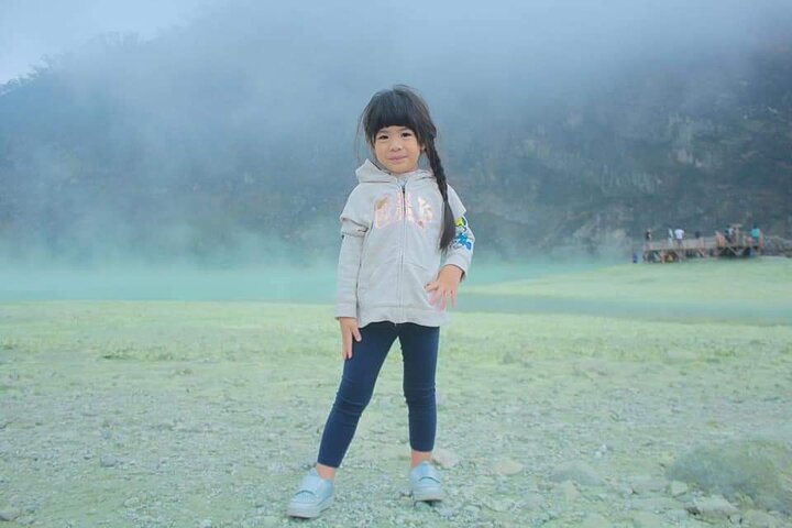 Private Guide Bandung Tour Car Charter