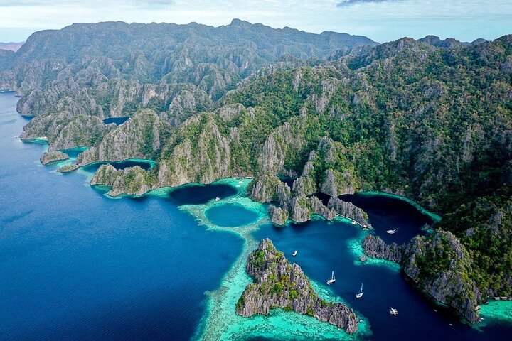 Coron Ultimate Tour - Full Day Group Tour w/ Lunch