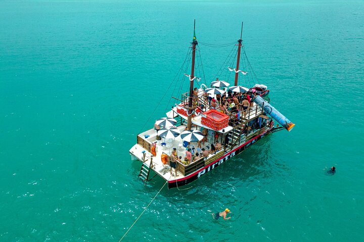 Natural Pools of Picãozinho Pirate Vessel