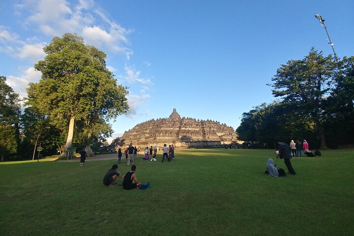Borobudur Full Climb Up And Prambanan ALL INCLUSIVE PRIVATE Tour