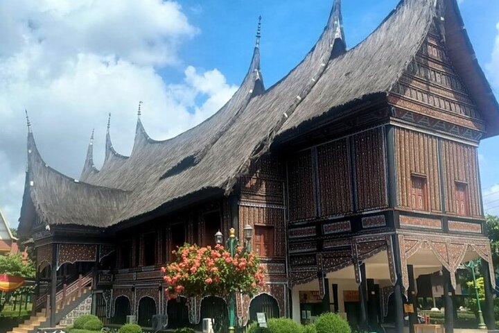Jakarta Indonesian Culture in half Day