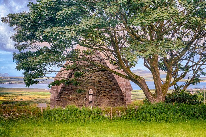 Full Day Private Cultural Tour in Dingle Peninsula