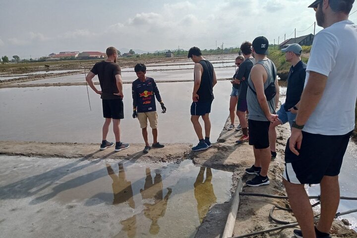 Kampot Pepper Tour, Salt Field, Cave Temple, Secret Lake