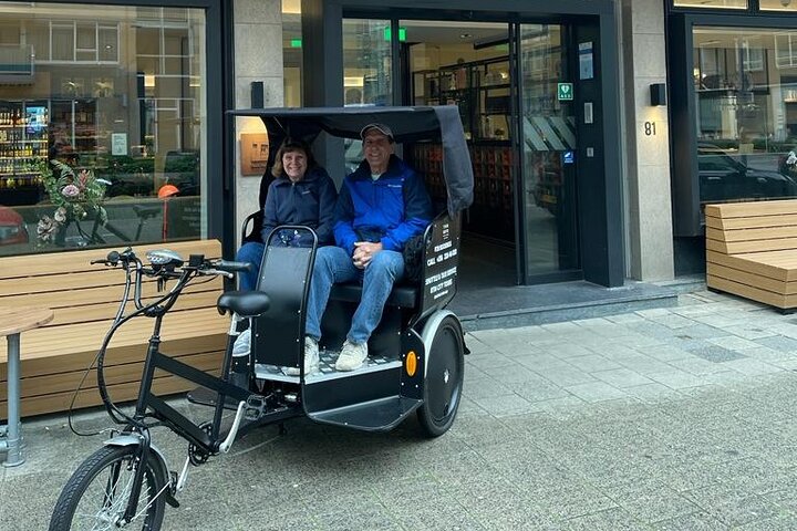 Private Pedicab/Rickshaw Tour of Rotterdam With a Local Guide