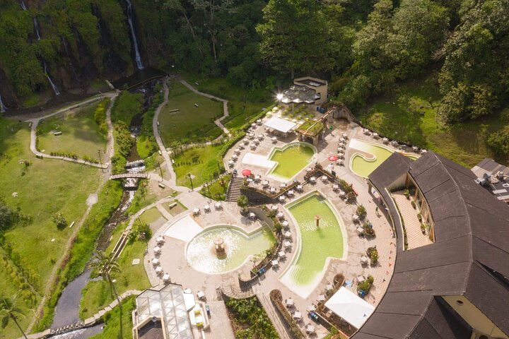 Coffee Farm and Santa Rosa Hot Springs Tour from Pereira or Armenia