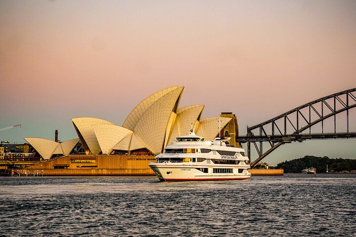 Sydney Harbour 3-Course Early Dinner Cruise from Darling Harbour