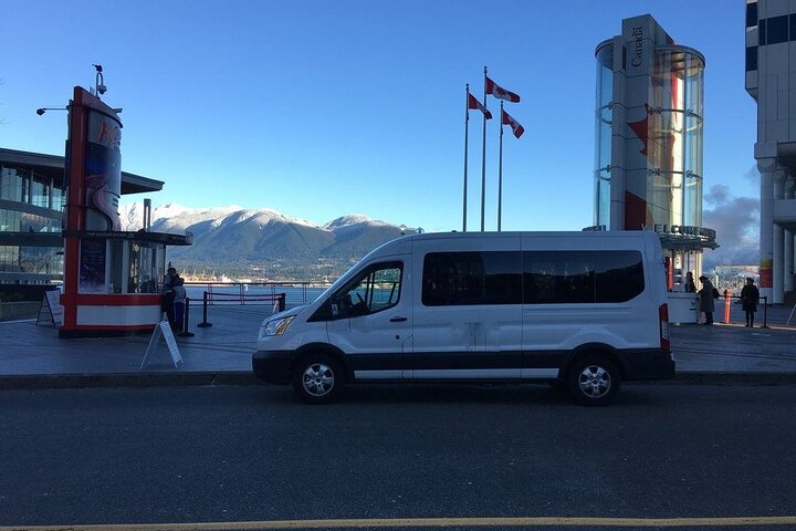 Private Transfer from Winnipeg Airport (YWG) to Winnipeg Hotels