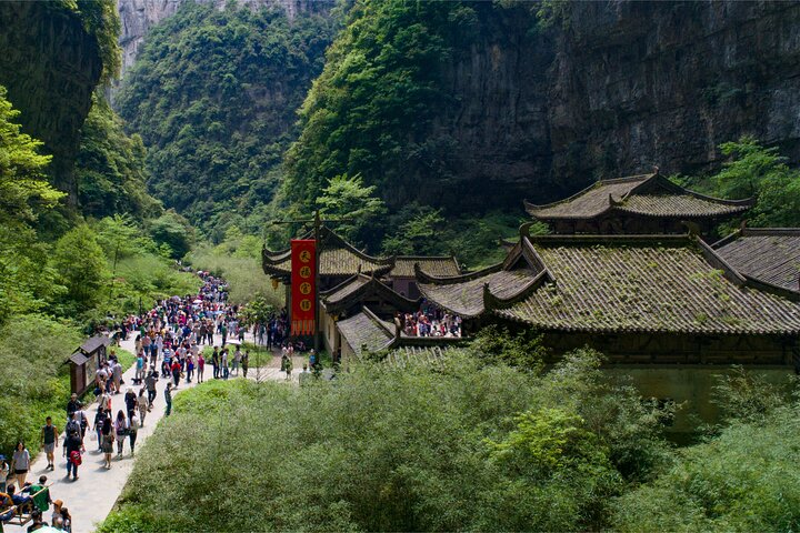 Chongqing Wulong Exploration Private Day Tour With the Lunch