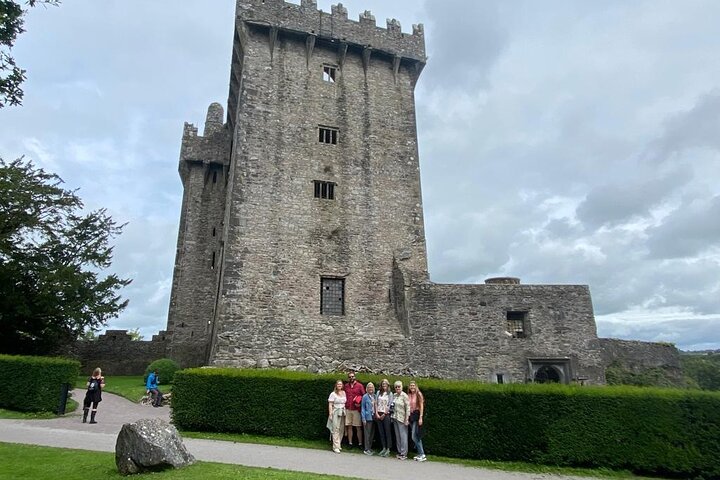Easy Access Blarney Stone and Castle Gardens Tour