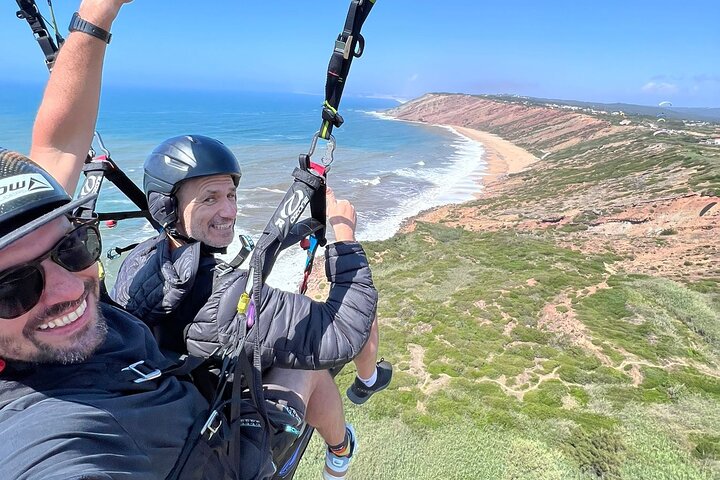 Paragliding Flight in Nazaré
