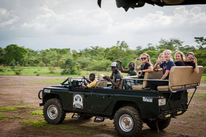2 Days 1 Night Wildlife Safari at Mole Park (Round trip flights)