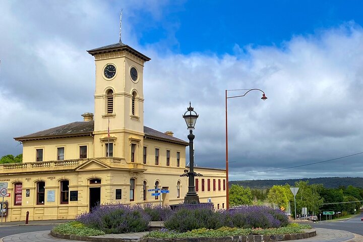 Alices Journeys Walking Tours of Daylesford 2.30pmFRI 11.30amSAT